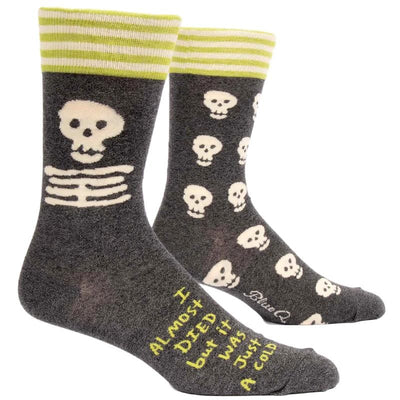 I Almost Died But It Was Just A Cold Men's Socks - Blue Q