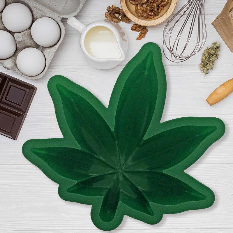 Marijuana Silicone Cake Mold - Streamline