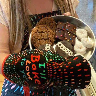 I'll Bake Love To You Oven Mitt - Unique Gift by Blue Q